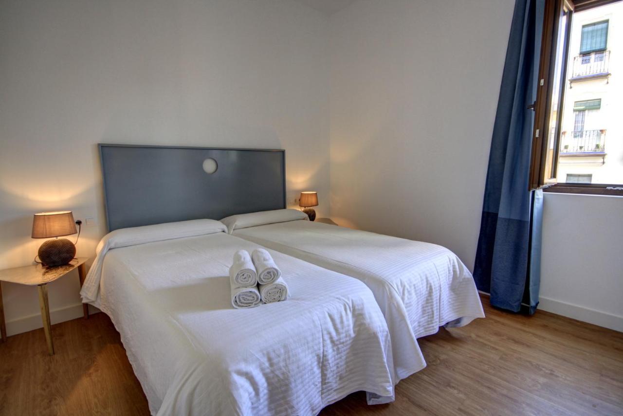 Apartamentos Setas Center Siviglia Esterno foto