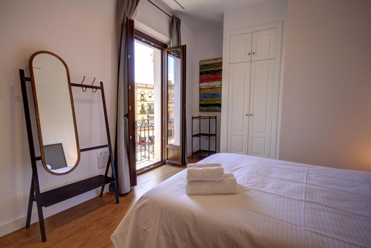 Apartamentos Setas Center Siviglia Esterno foto